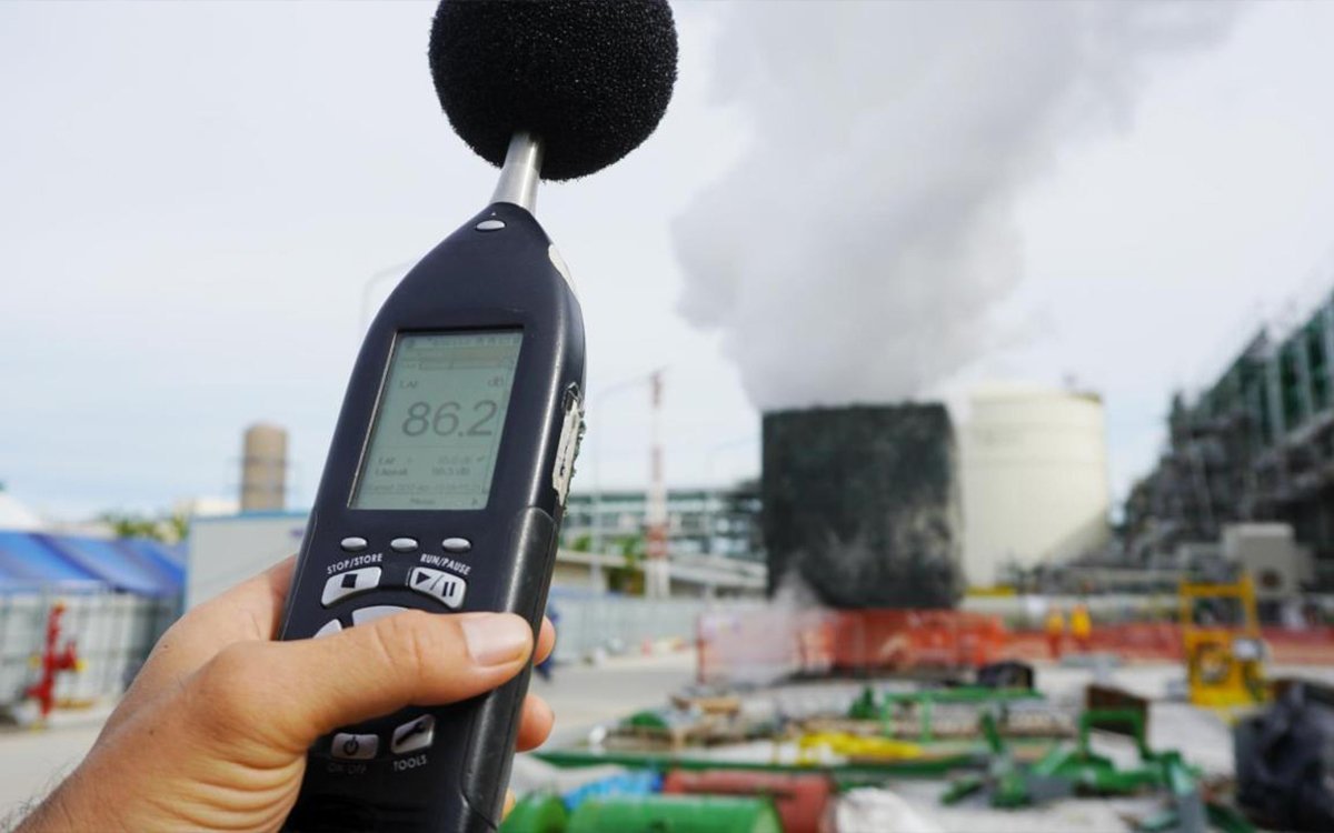 Everyday Noise Hazards That Put Your Hearing at Risk